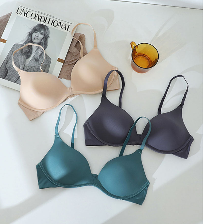 (SG InStock) Japan Glossy Thin Pad Seamless Bra (Wireless. Strapless. Push up) - MBA12